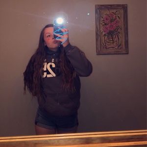 Meet your Posher, Abby